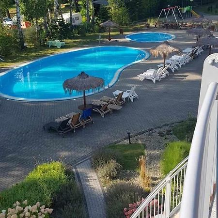 Romantyczny Apartament Happy 16 Basen & Kort Tenisowy, Ochrona 24 H - Dla Maksymalnie 6 Osob Pobierowo Exterior foto