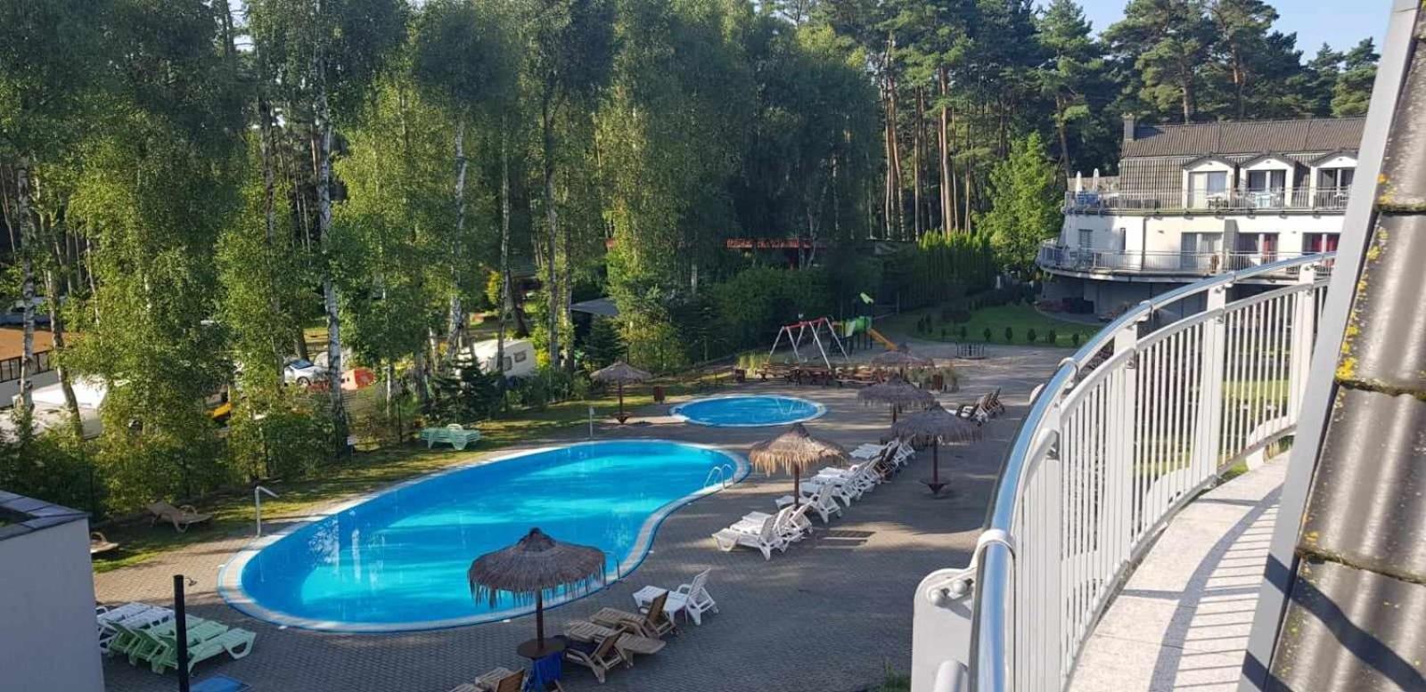 Romantyczny Apartament Happy 16 Basen & Kort Tenisowy, Ochrona 24 H - Dla Maksymalnie 6 Osob Pobierowo Exterior foto